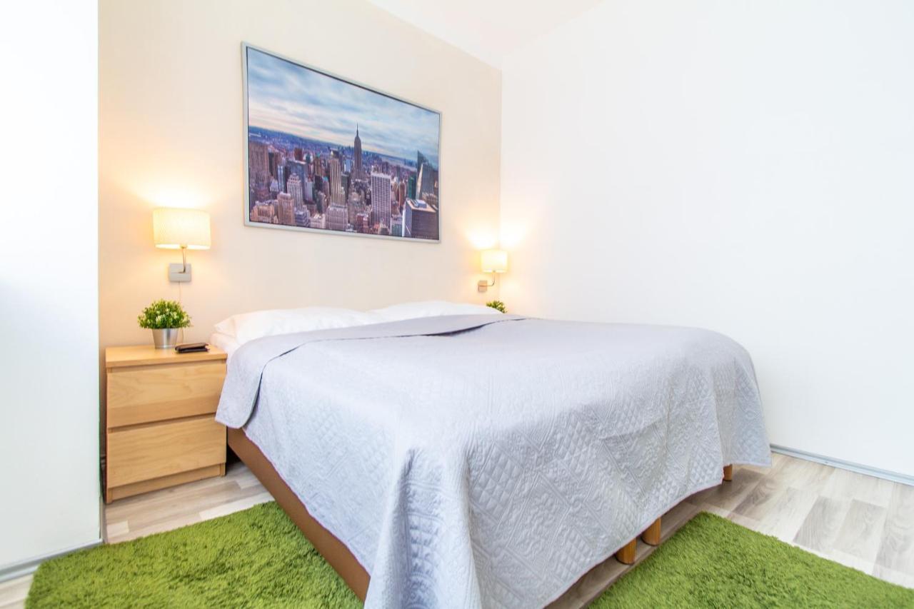 Apartment Mandlgasse I Contactless Check-In Wenen Buitenkant foto