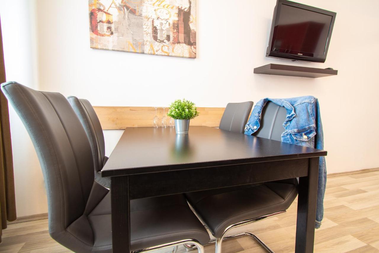 Apartment Mandlgasse I Contactless Check-In Wenen Buitenkant foto