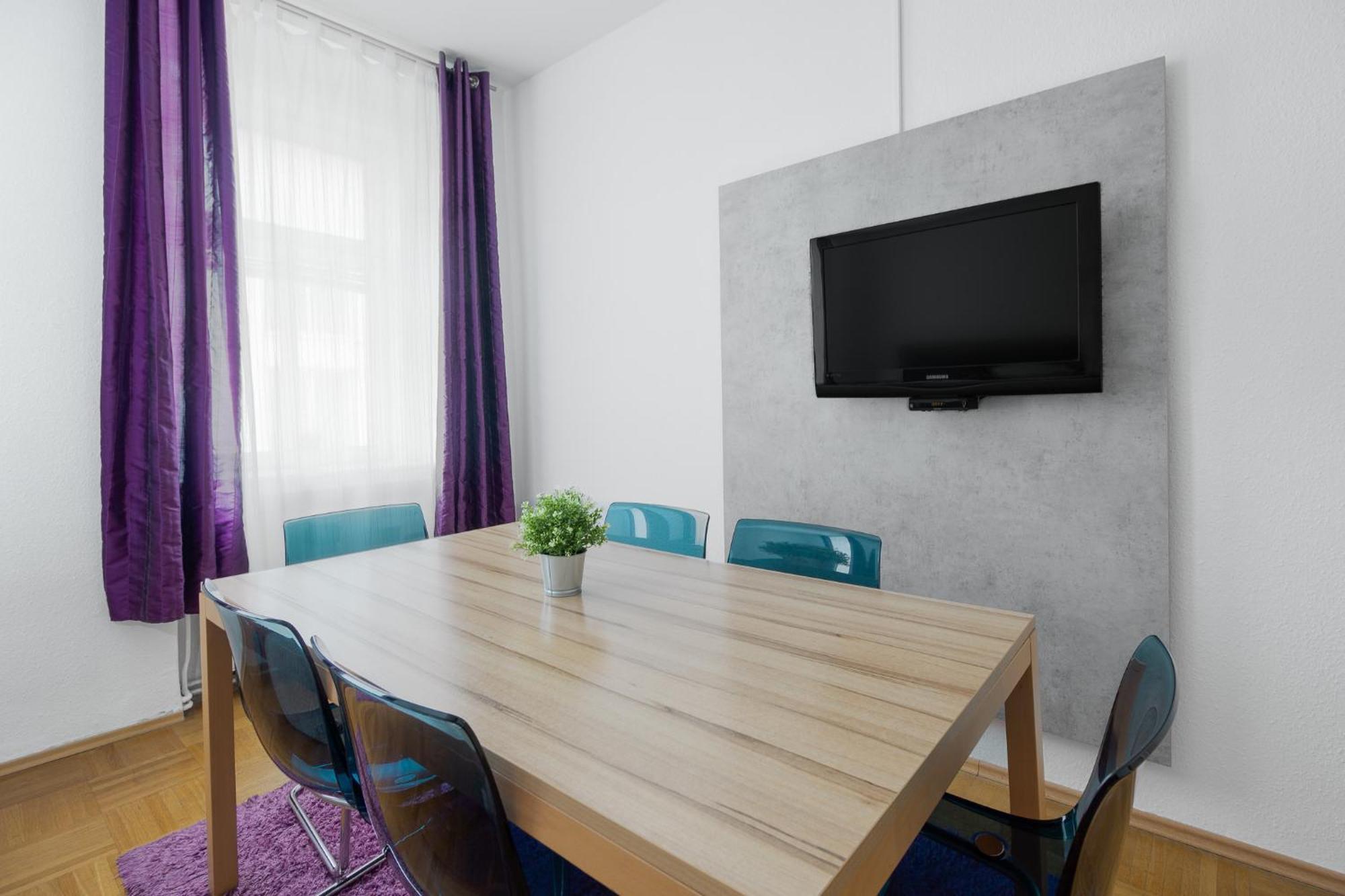 Apartment Mandlgasse I Contactless Check-In Wenen Buitenkant foto