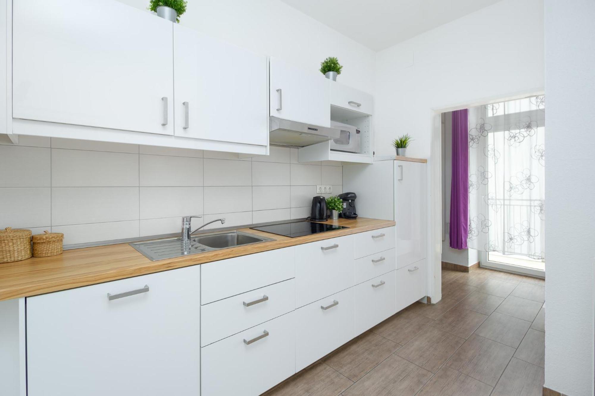 Apartment Mandlgasse I Contactless Check-In Wenen Buitenkant foto