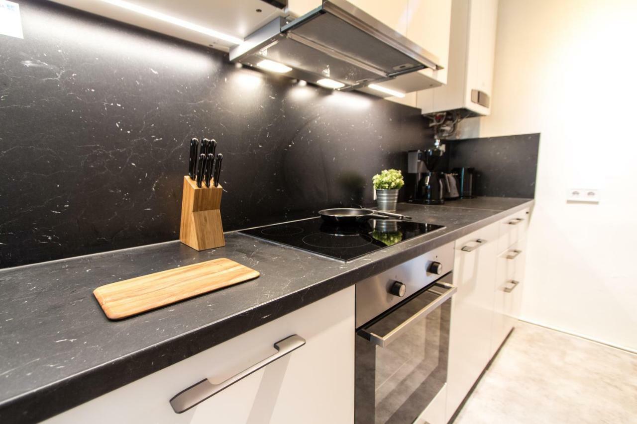 Apartment Mandlgasse I Contactless Check-In Wenen Buitenkant foto